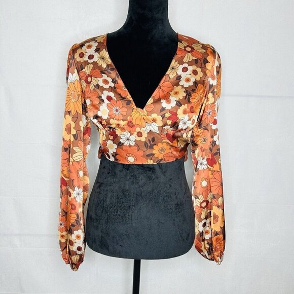 Le Lis Satin Deep V Cropped Blouse Sz S Floral Orange Brown Back-Zip Tie - Picture 1 of 8